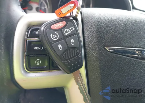 2014 Chrysler 200 Limited from USA, damaged, VIN 1C3CCBCG8EN185728